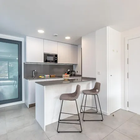 Apartment Vivi Homes - Sunny Views Wellness, Gym, Pool & Sea View