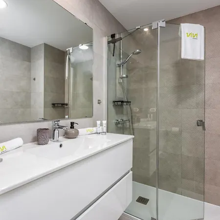 Apartment Vivi Homes - Sunny Views Wellness, Gym, Pool & Sea View *